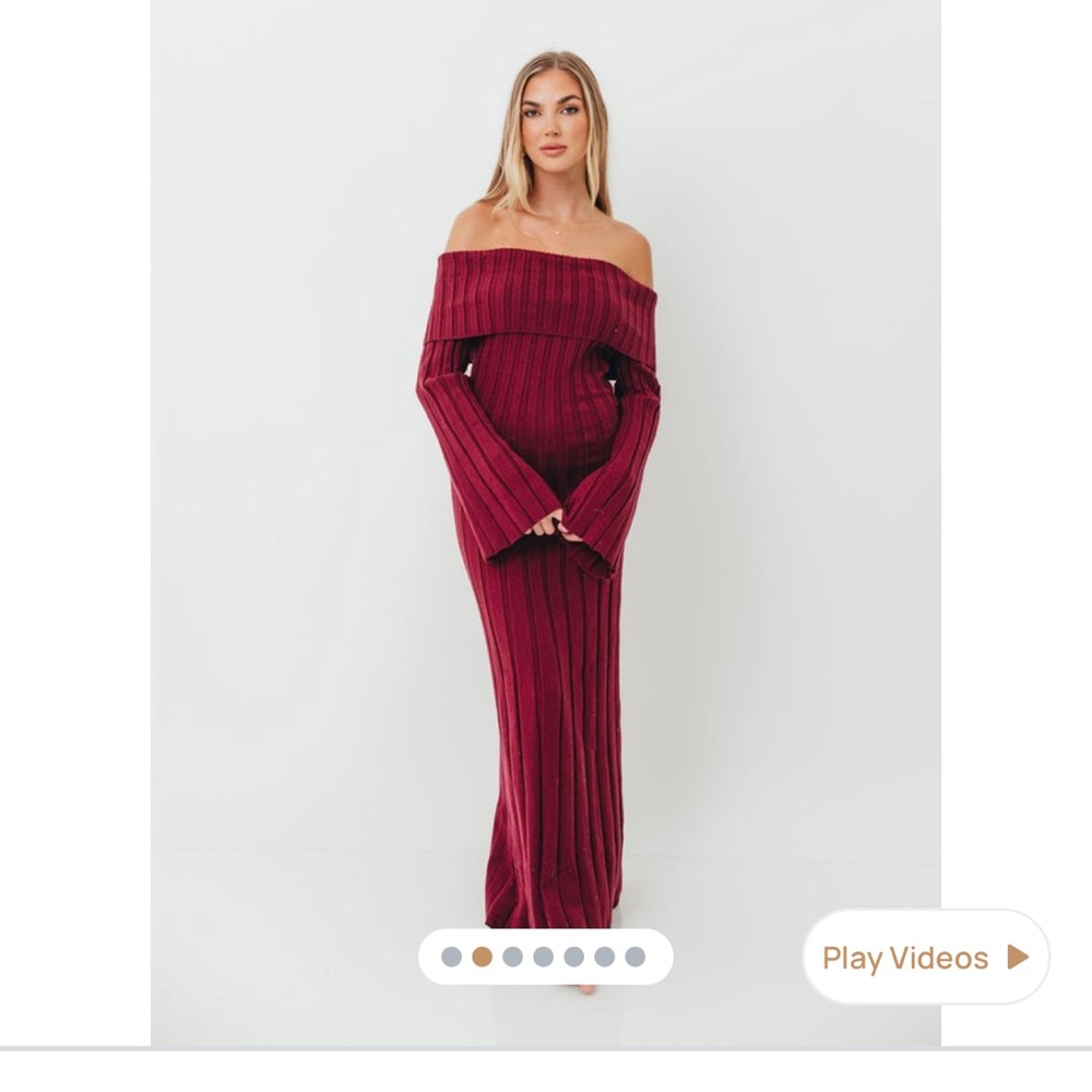Off-Shoulder Ribbed Maxi Dress in Burgundy